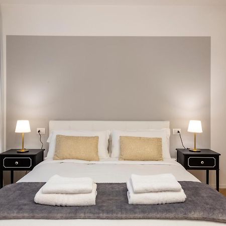 Milan Duomo Suites Exterior foto