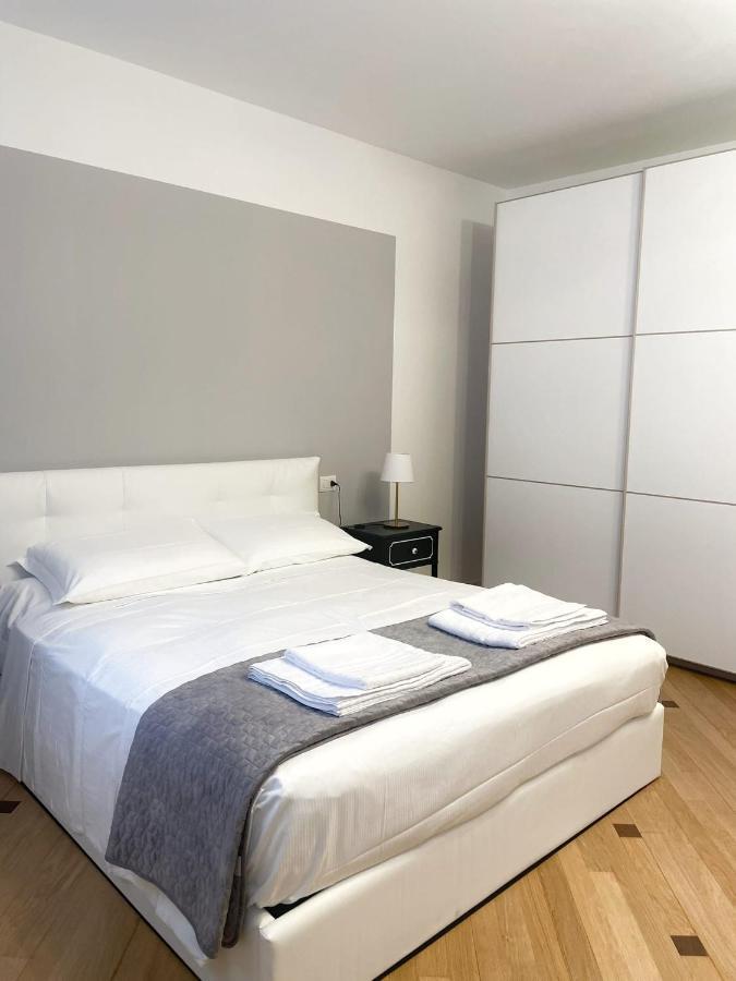Milan Duomo Suites Exterior foto